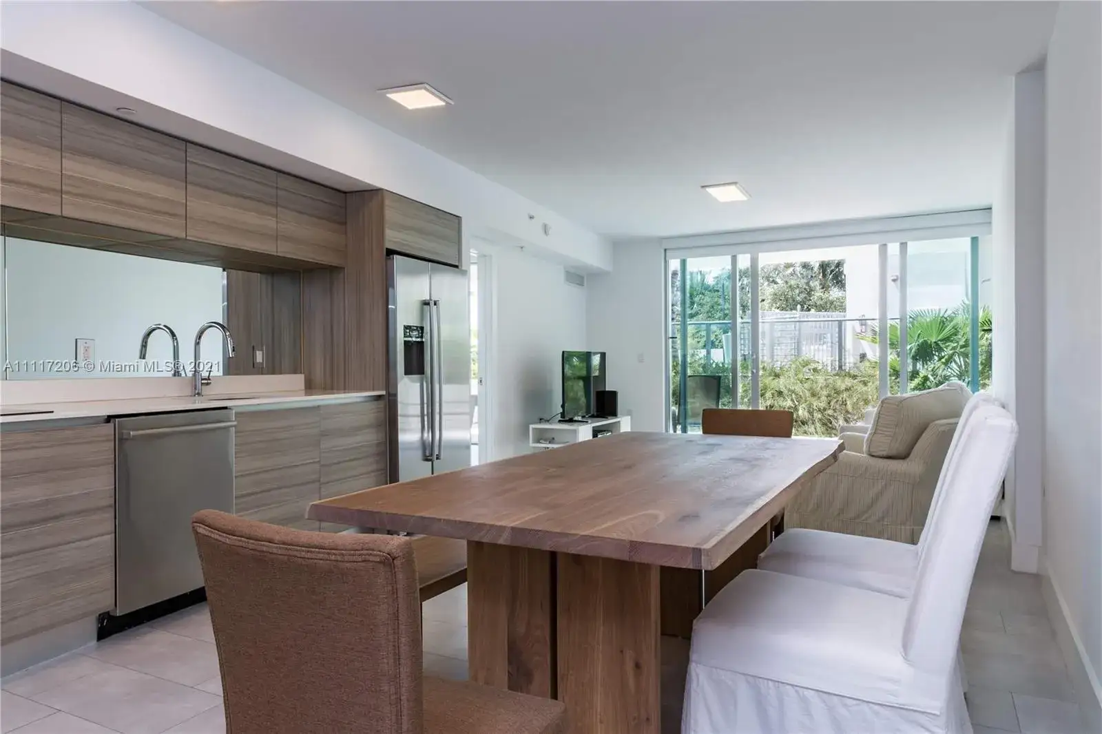 2 bedroom 2 bath Residential for sale at 6620 Indian Creek Dr # 113, Miami Beach FL 33141