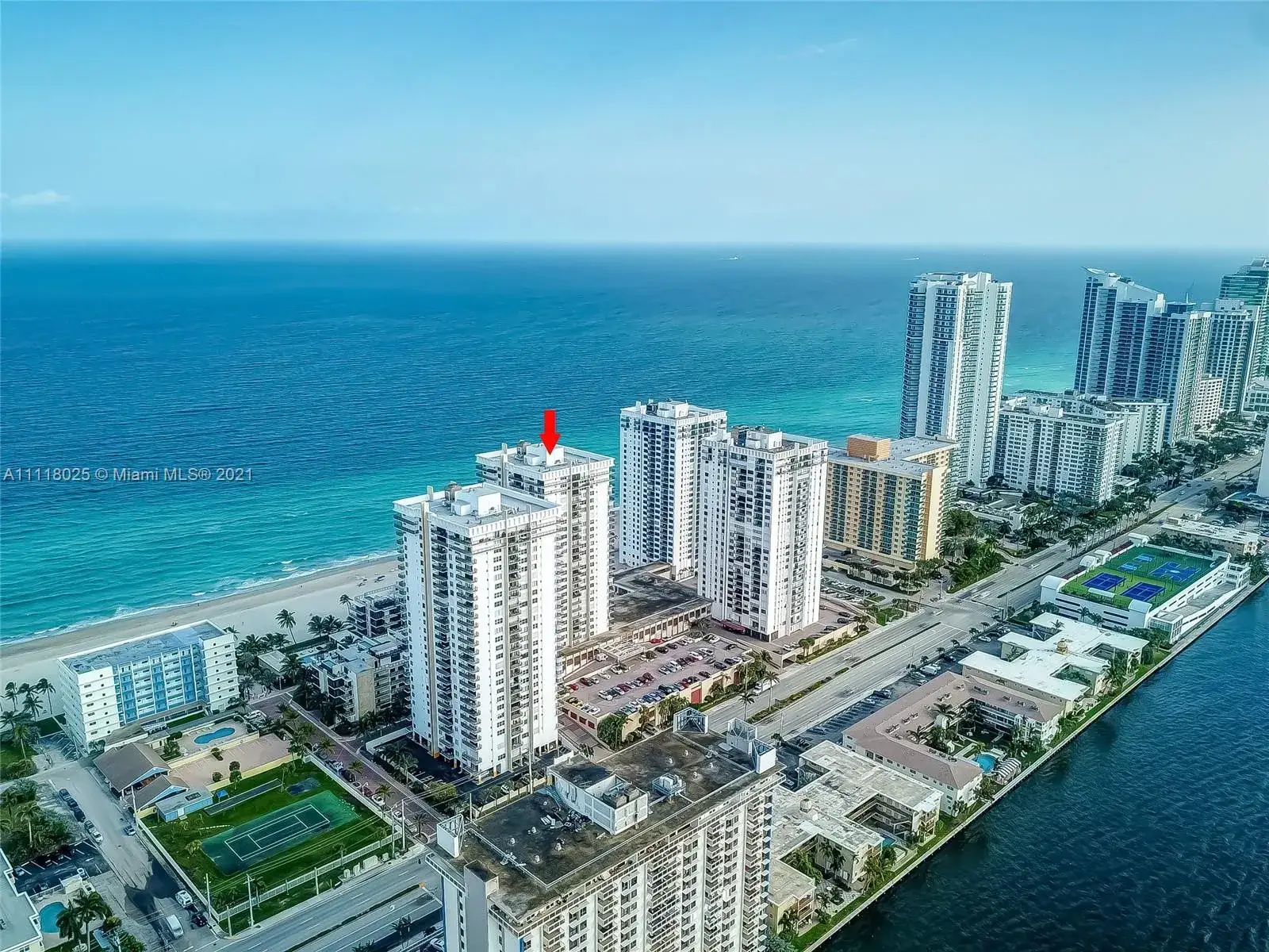 2 bedroom 2 bath Residential for sale at 2201 S Ocean Dr # 2007, Hollywood FL 33019