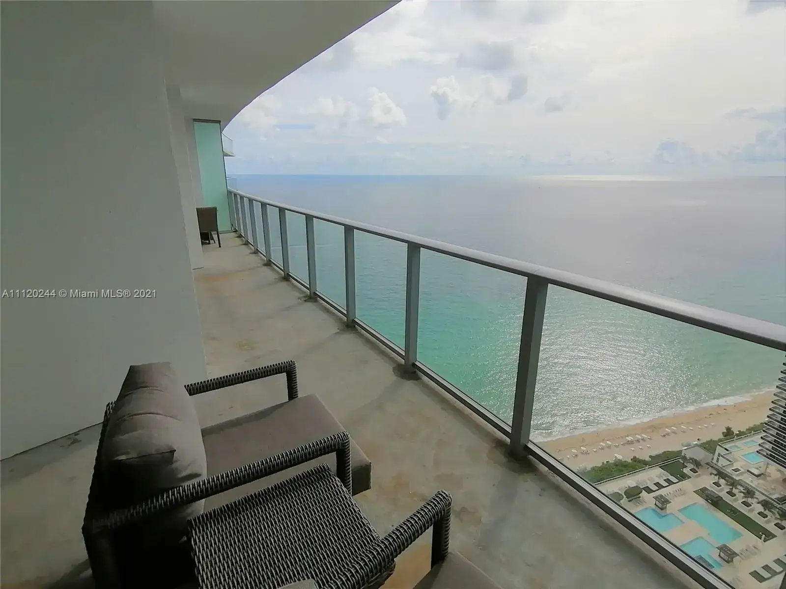 2 bedroom 2 bath Residential Lease for rent at 4111 S Ocean Dr # 3805, Hollywood FL 33019