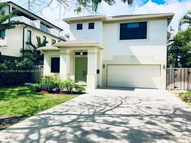 3 bedroom 2 bath Residential for sale at 605 NE 15th Ave, Fort Lauderdale FL 33304