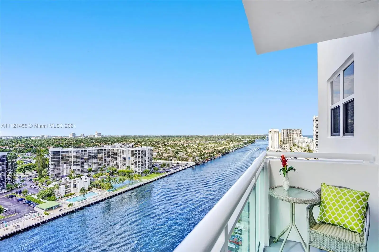 2 bedroom 2 bath Residential Lease for rent at 3000 S Ocean Dr # 1520, Hollywood FL 33019