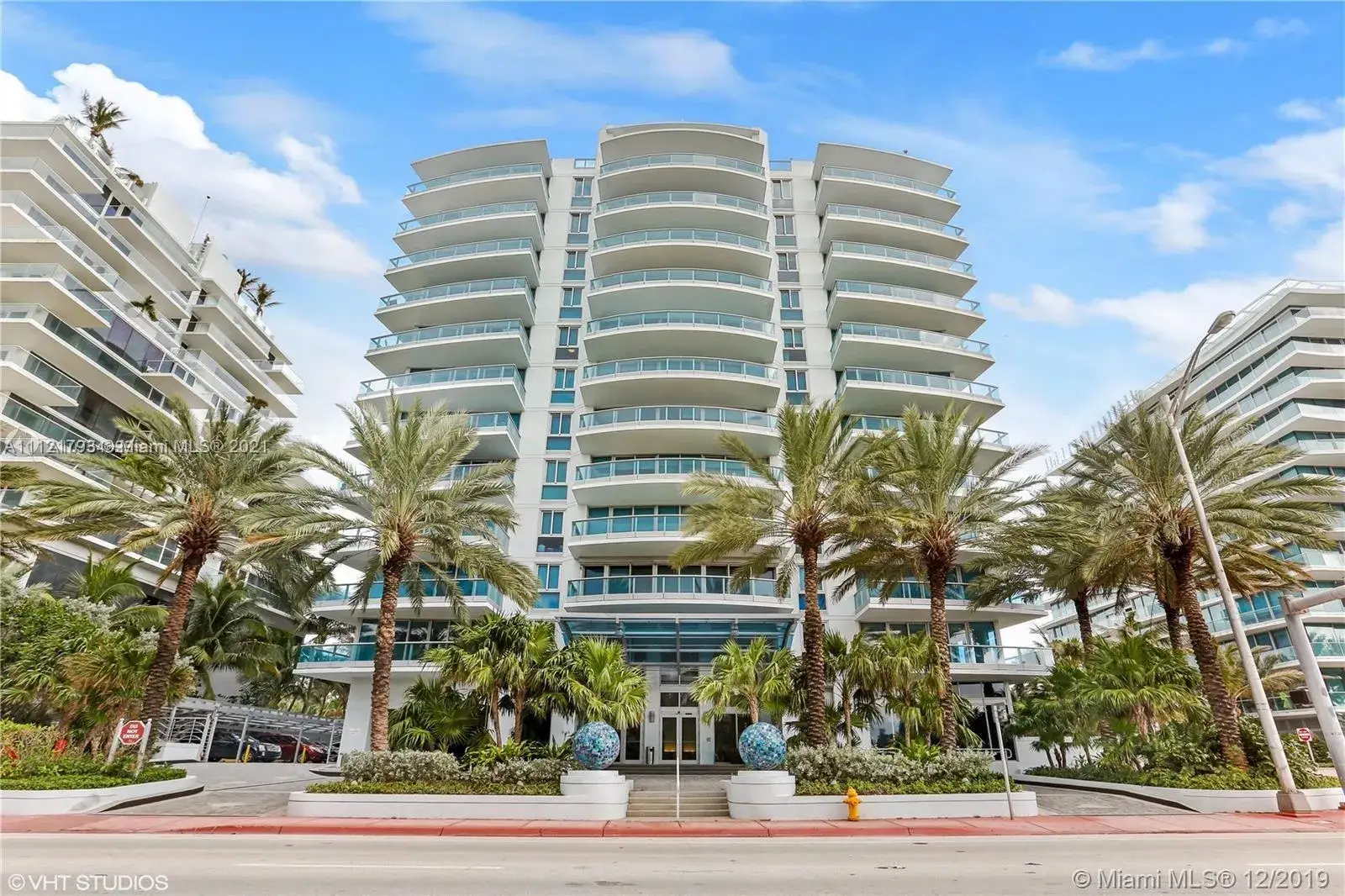 3 bedroom 3 bath Residential Lease for rent at 9401 Collins Ave # 206, Surfside FL 33154