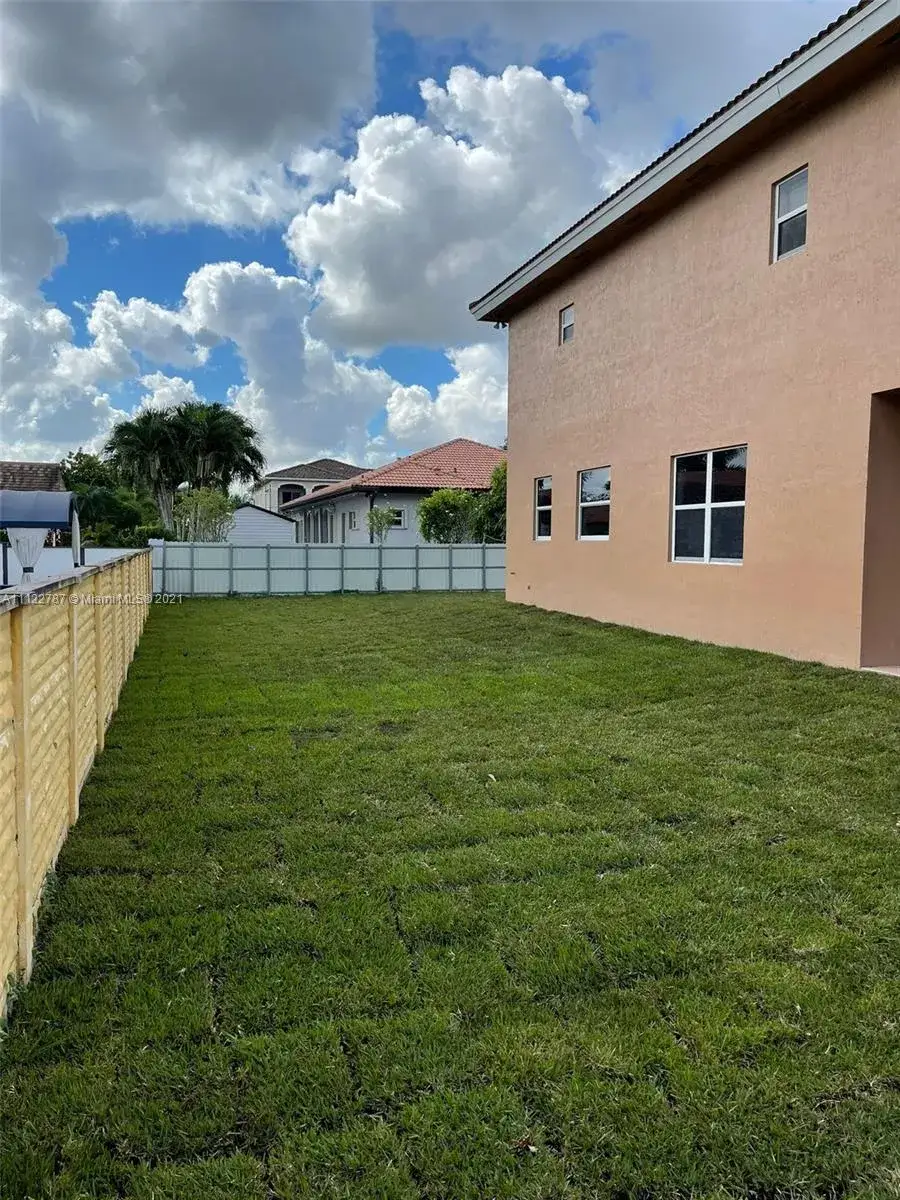 4 bedroom 3 bath Residential Lease for rent at 4605 SW 159th Ct, Miami FL 33185