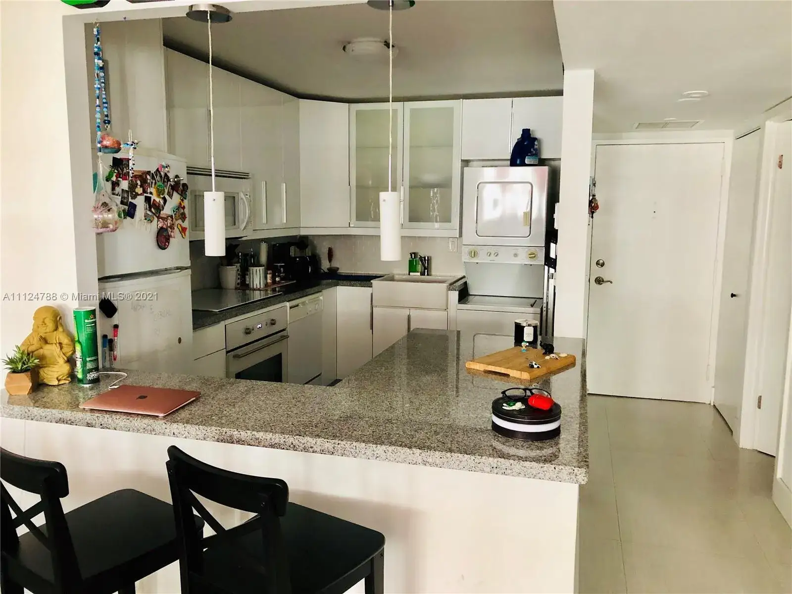 1 bedroom 1 bath Residential Lease for rent at 1865 Brickell Ave # A705, Miami FL 33129