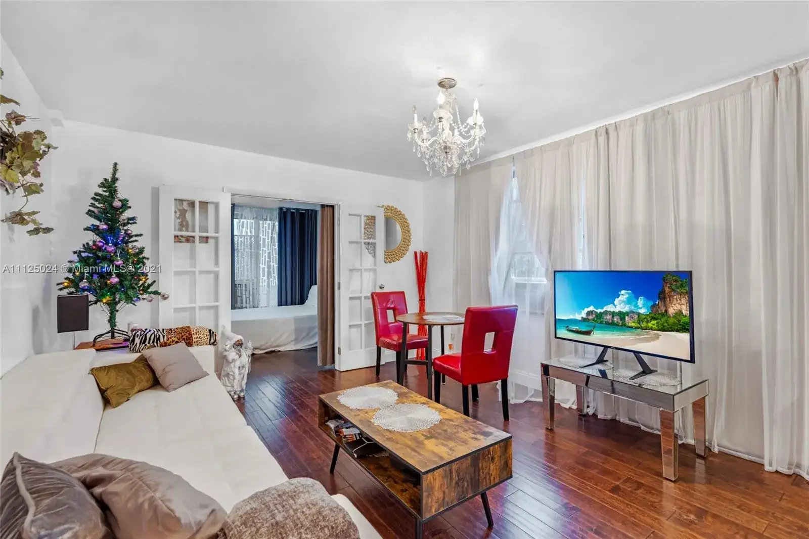 1 bedroom 1 bath Residential for sale at 1150 Euclid Ave # 101, Miami Beach FL 33139
