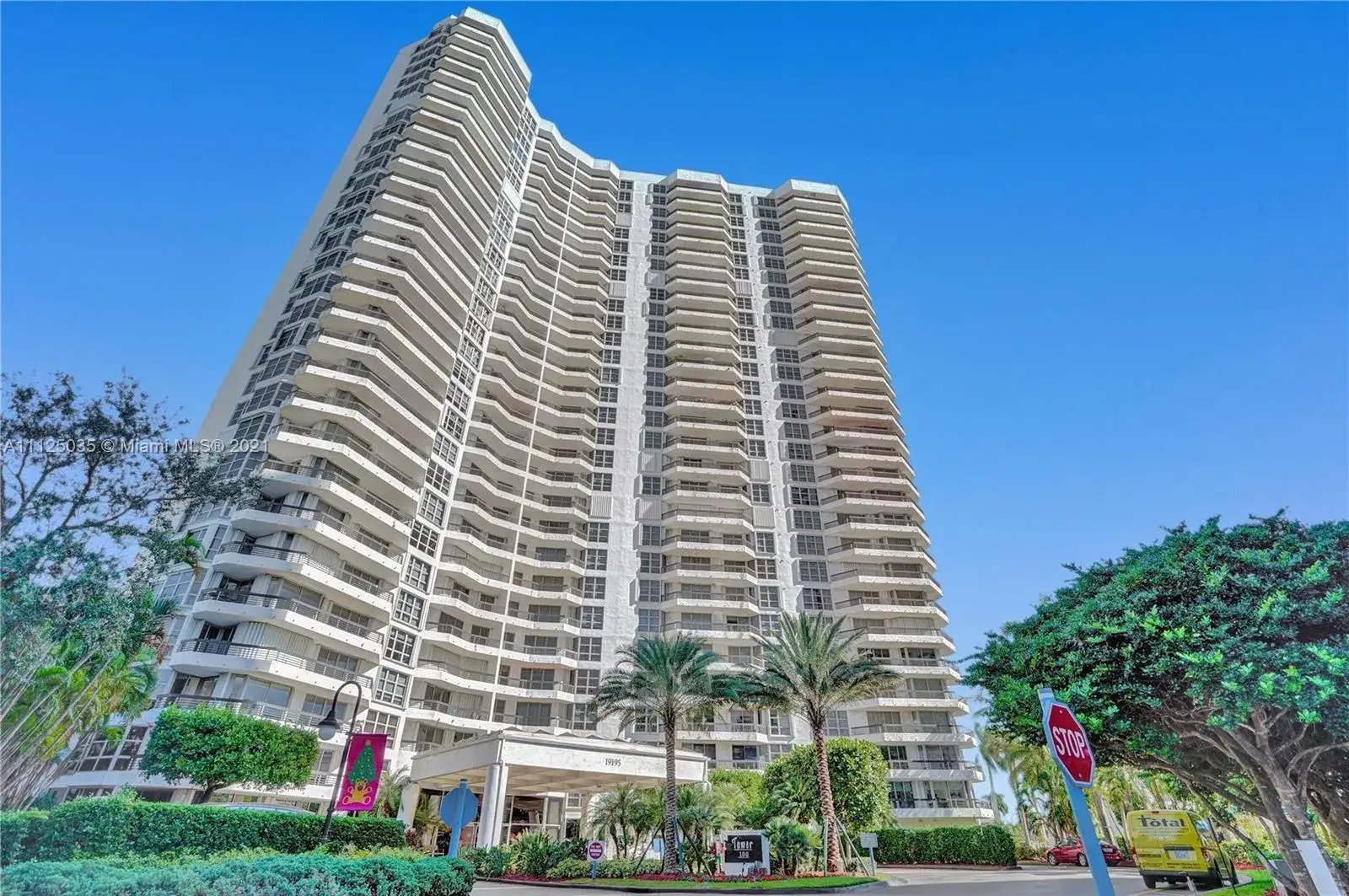 2 bedroom 2 bath Residential for sale at 19195 Mystic Pointe Dr # 1809, Aventura FL 33180
