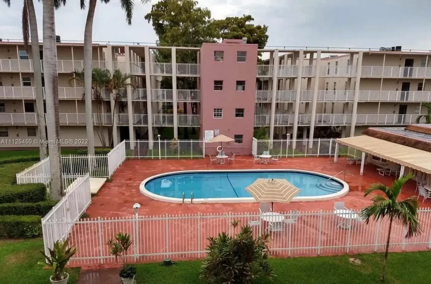 2 bedroom 2 bath Residential for sale at 2800 NW 56th Ave # G207, Lauderhill FL 33313