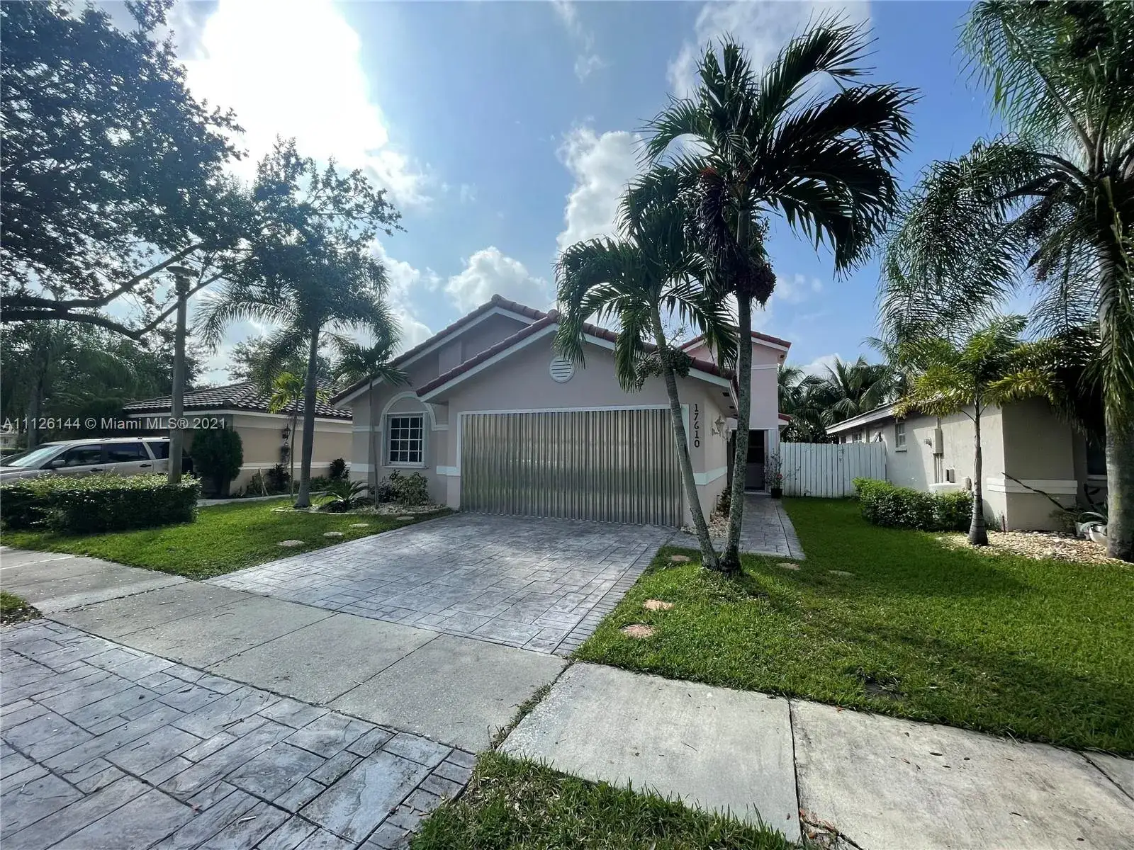 4 bedroom 2 bath Residential for sale at 17610 SW 4th Ct, Pembroke Pines FL 33029