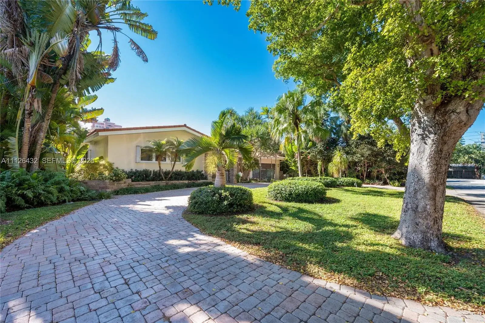 4 bedroom 3 bath Residential for sale at 20 N Prospect Dr, Coral Gables FL 33133