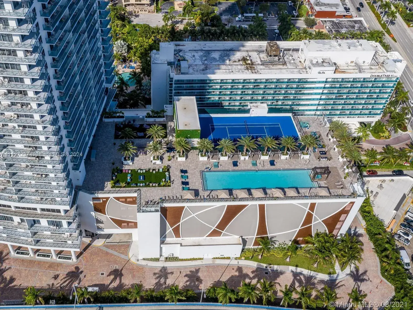 2 bedroom 2 bath Residential Lease for rent at 4010 S Ocean Dr # R401, Hollywood FL 33019