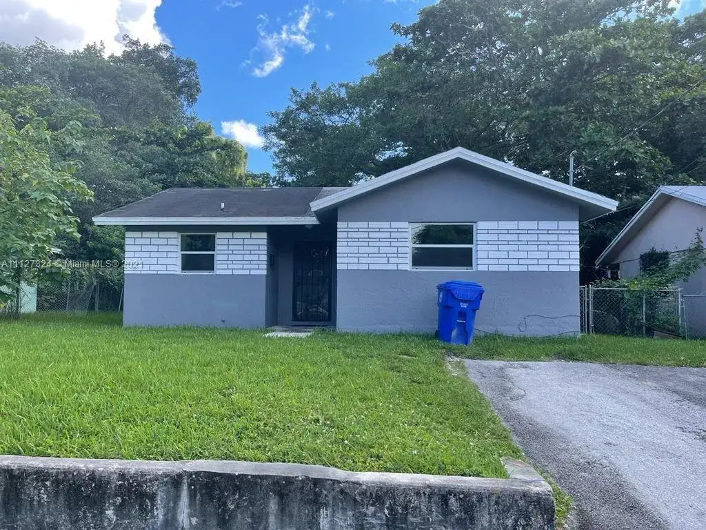 2 bedroom 1 bath Residential Lease for rent at 3266 William Ave # 3266, Miami FL 33133