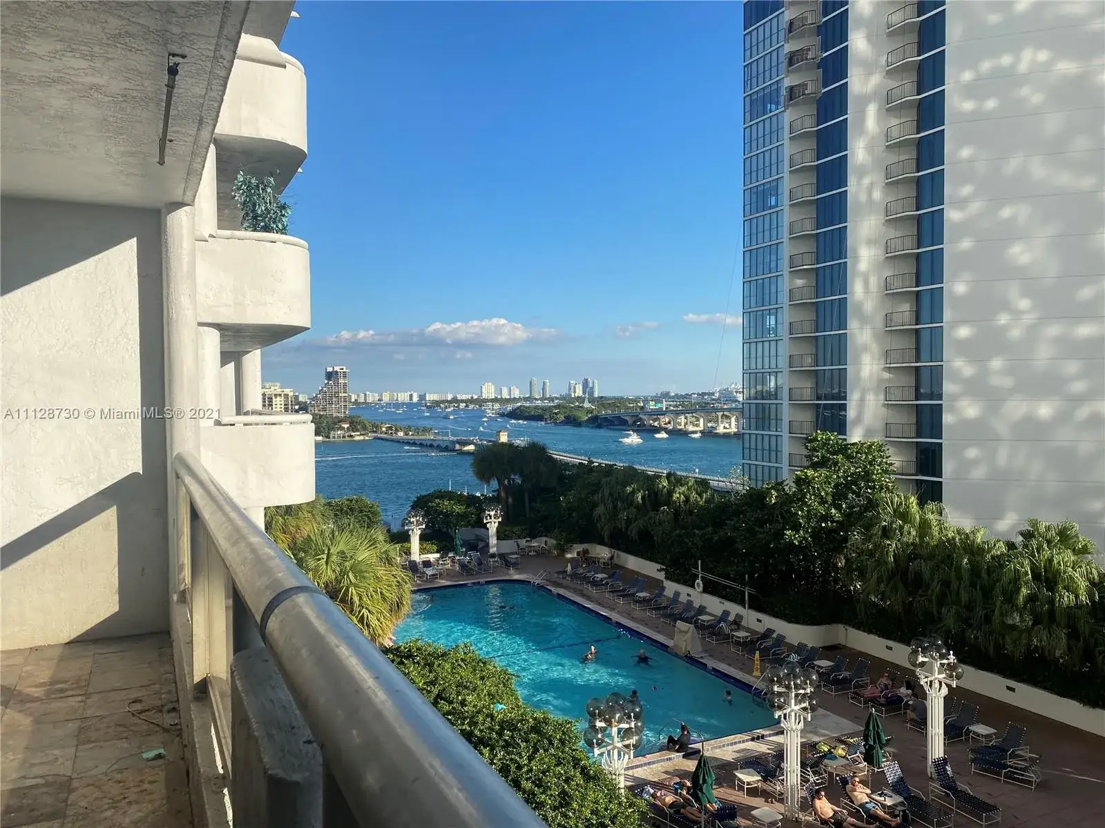 3 bedroom 2 bath Residential Lease for rent at 1717 N Bayshore Dr # 1541, Miami FL 33132