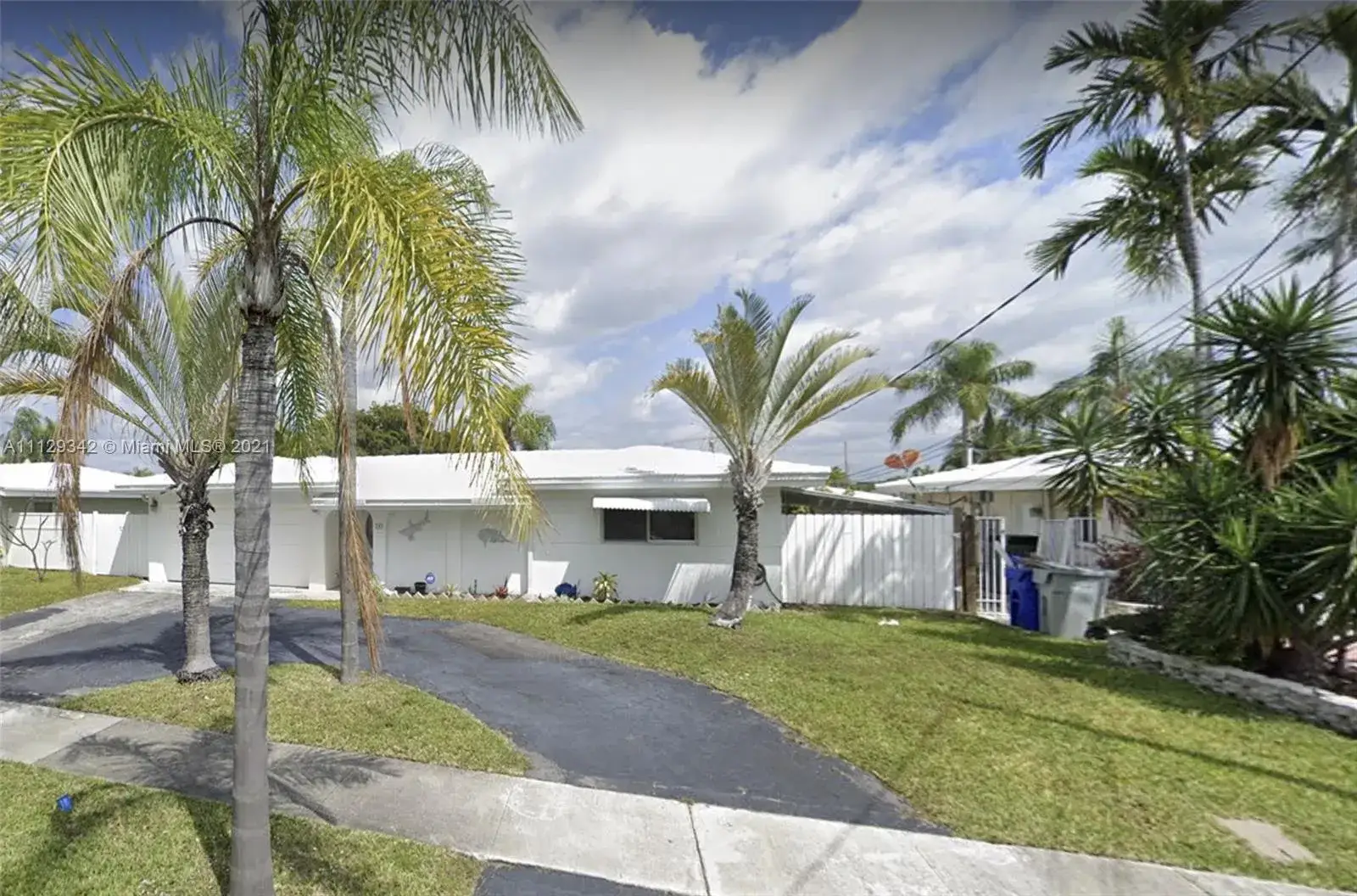 3 bedroom 2 bath Residential for sale at 281 SE 3rd Ct, Pompano Beach FL 33060