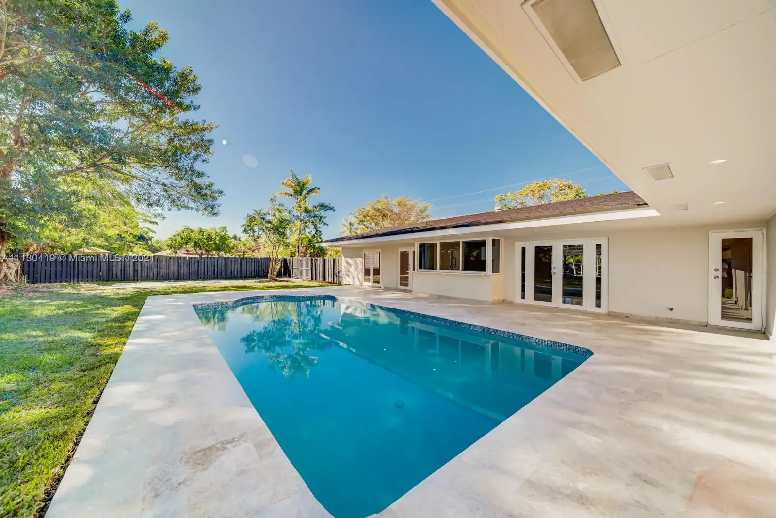 4 bedroom 2 bath Residential for sale at 17243 SW 87th Ave, Palmetto Bay FL 33157