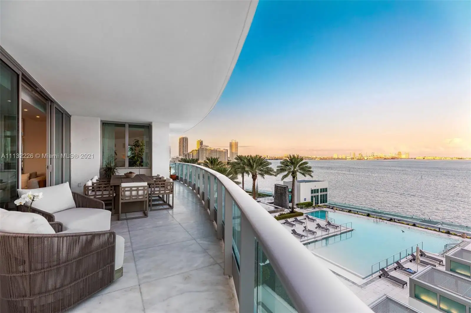 2 bedroom 2 bath Residential for sale at 1331 Brickell Bay Dr # 1011, Miami FL 33131
