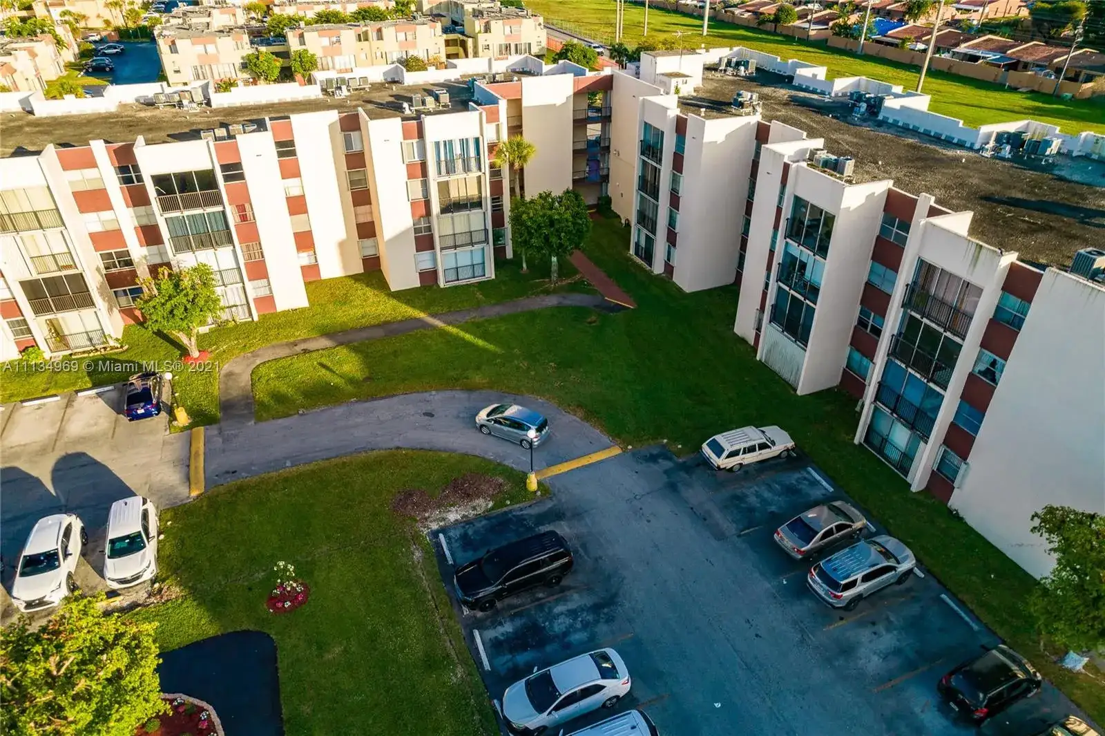 2 bedroom 2 bath Residential for sale at 9401 SW 4th St # 108, Miami FL 33174