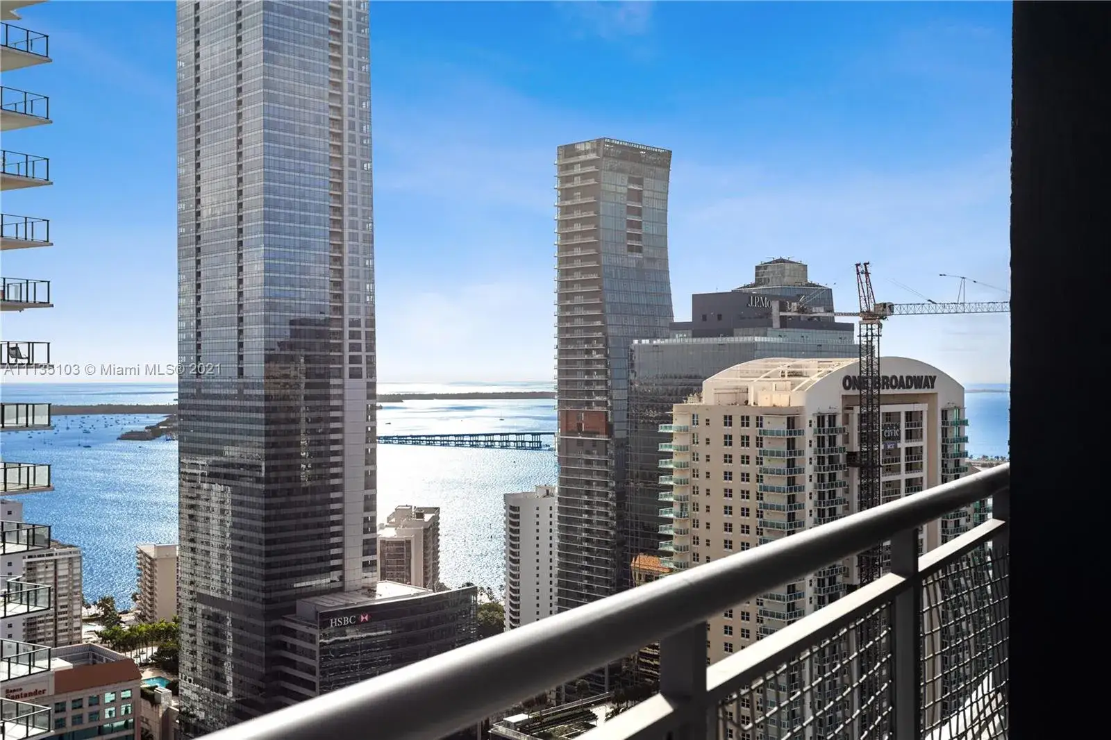 2 bedroom 2 bath Residential for sale at 60 SW 13th St # 3618, Miami FL 33130
