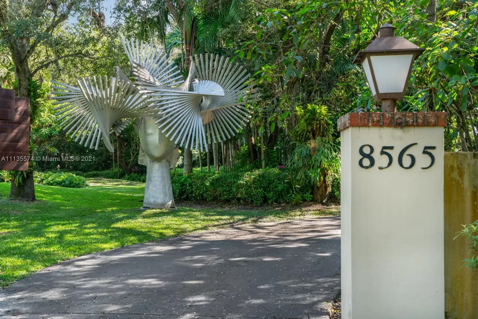 6 bedroom 6 bath Residential for sale at 8565 Old Cutler Rd, Coral Gables FL 33143
