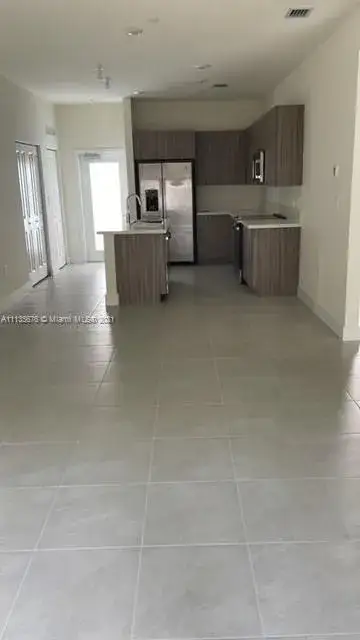 3 bedroom 2 bath Residential for sale at 8265 NW 41 ST # 408, Doral FL 33166