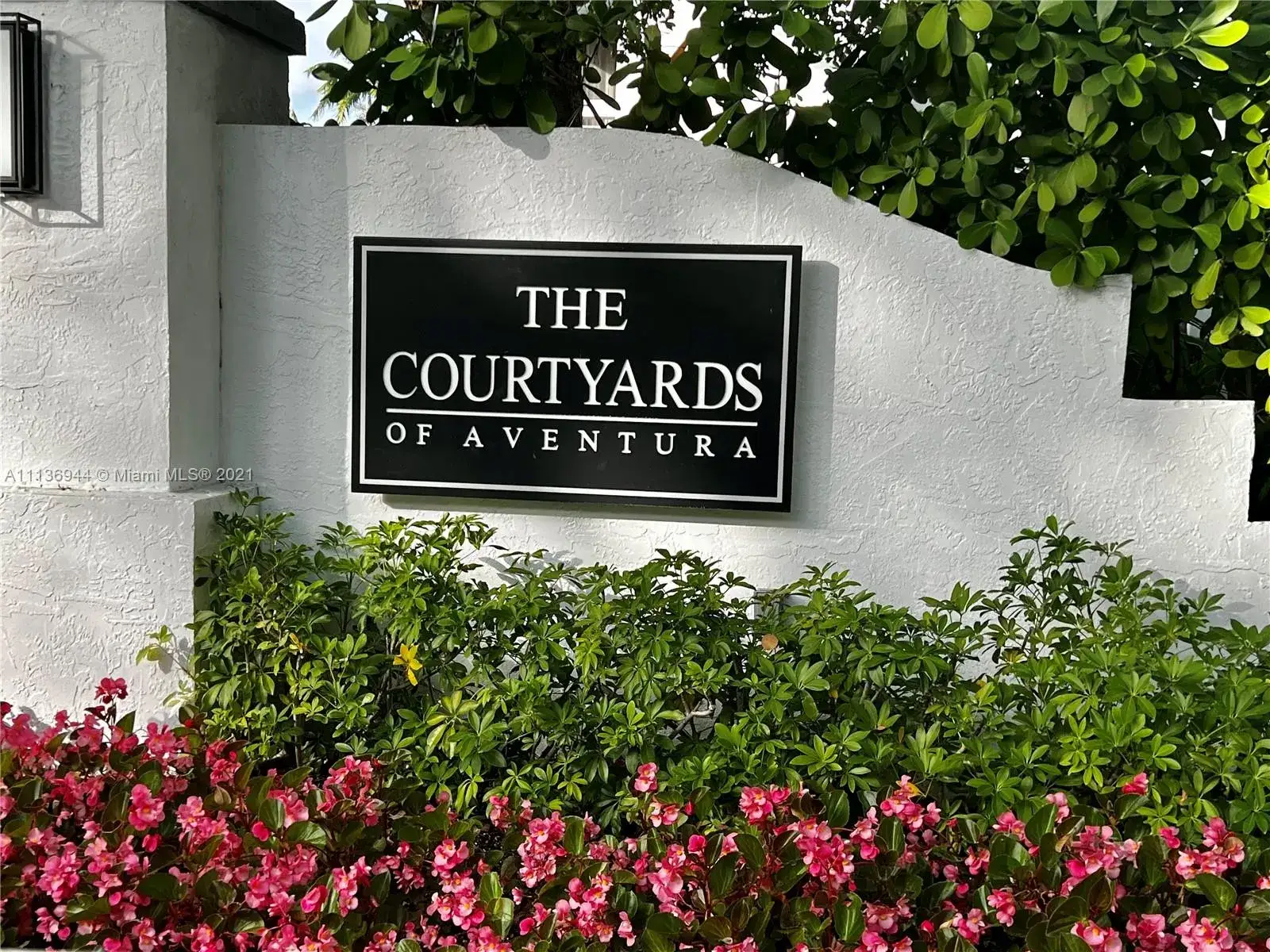 3 bedroom 3 bath Residential Lease for rent at 3081 NE 183rd Ln # 81, Aventura FL 33160