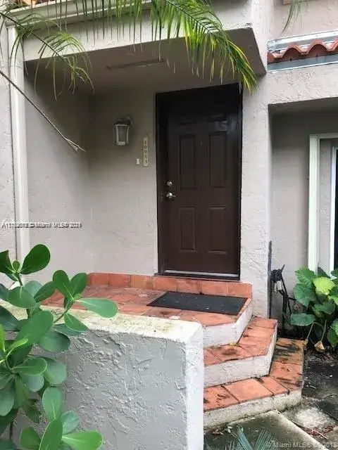 2 bedroom 2 bath Residential Lease for rent at 10953 SW 75th St # 10953, Miami FL 33173