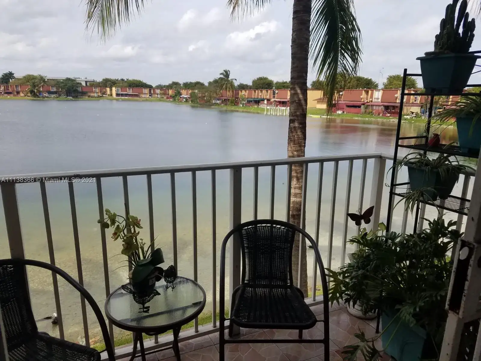 2 bedroom 1 bath Residential for sale at 310 NW 107th Ave # 202, Miami FL 33172