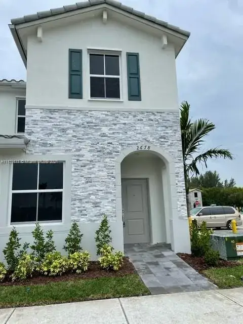 3 bedroom 2 bath Residential for sale at 2678 SE 18th St, Homestead FL 33035