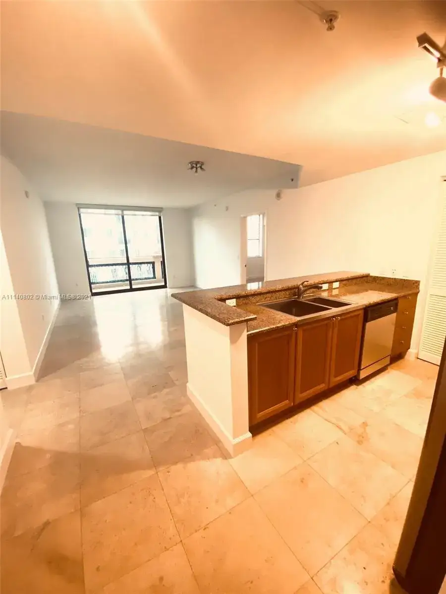 2 bedroom 2 bath Residential for sale at 55 Merrick Way # 800, Coral Gables FL 33134