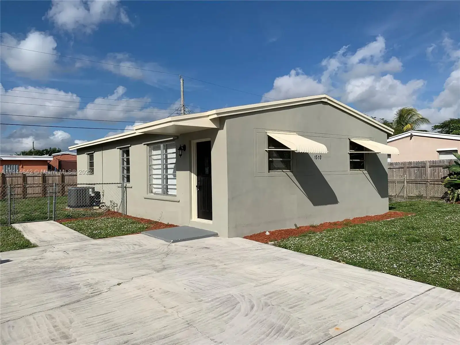3 bedroom 1 bath Residential for sale at 1510 N 68th Ave, Hollywood FL 33024