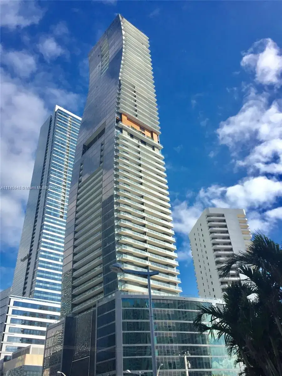 2 bedroom 2 bath Residential for sale at 1451 Brickell Ave # 2401, Miami FL 33131