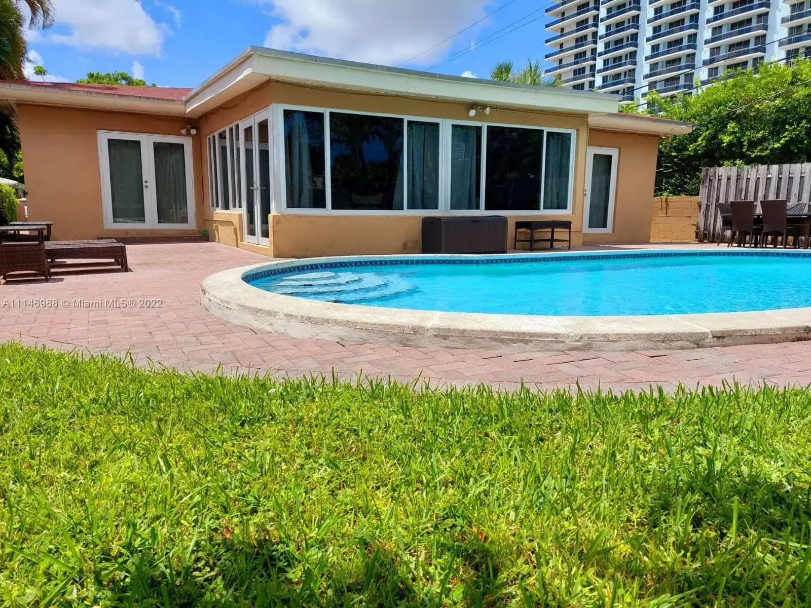 3 bedroom 3 bath Residential for sale at 7557 Mutiny Ave, North Bay Village FL 33141