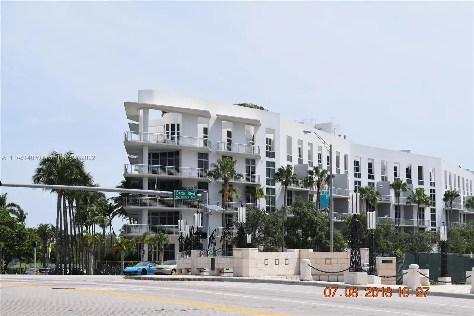 1 bedroom 1 bath Residential for sale at 2001 Meridian Ave # 327, Miami Beach FL 33139