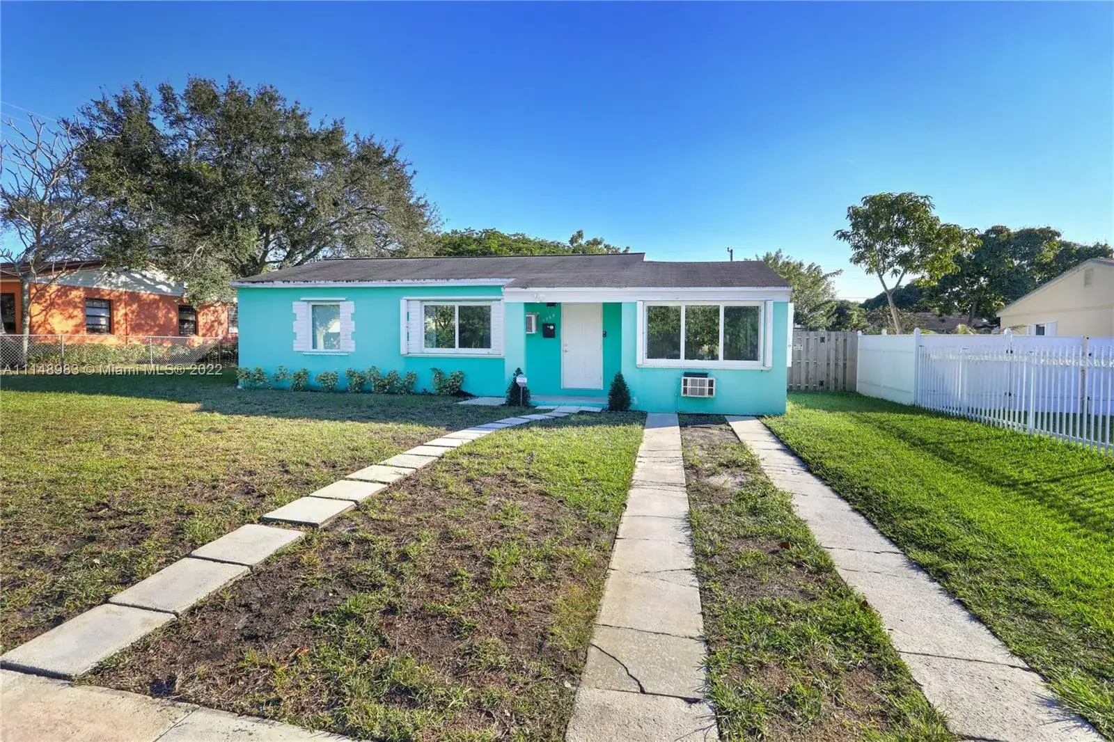 5 bedroom 2 bath Residential for sale at 1360 NE 138th St, North Miami FL 33161