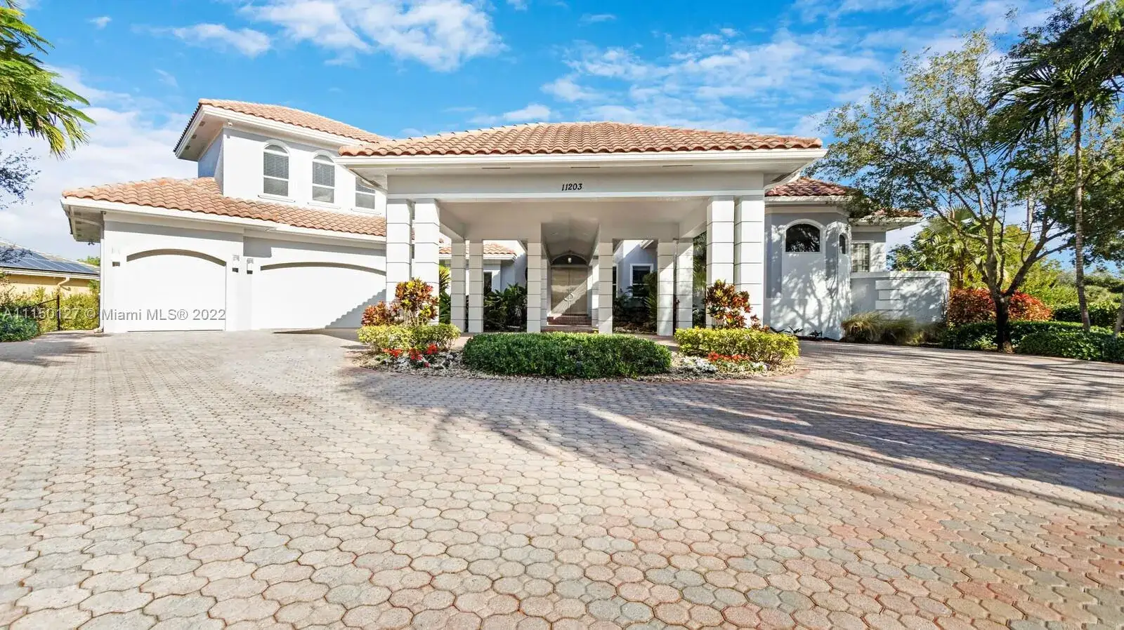 8 bedroom 5 bath Residential Lease for rent at 11203 NW 9th St, Plantation FL 33325