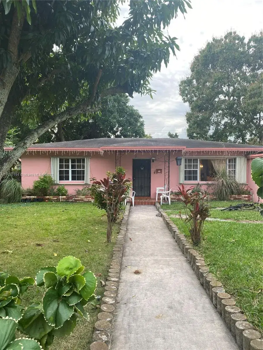 3 bedroom 2 bath Residential for sale at 16234 NE 9th Ct, North Miami Beach FL 33162