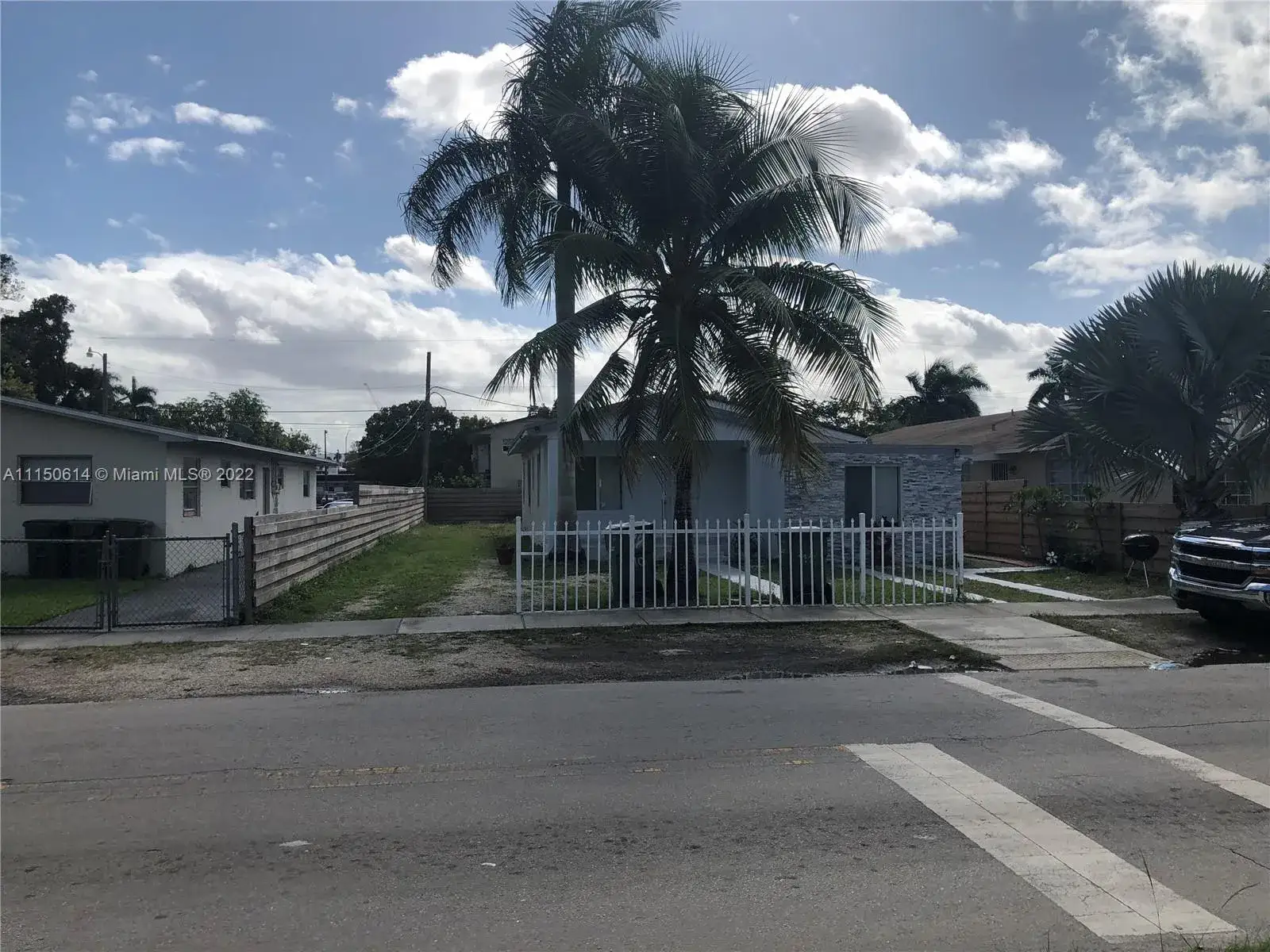 3 bedroom 2 bath Residential for sale at 110 NE 9th Ct, Homestead FL 33030