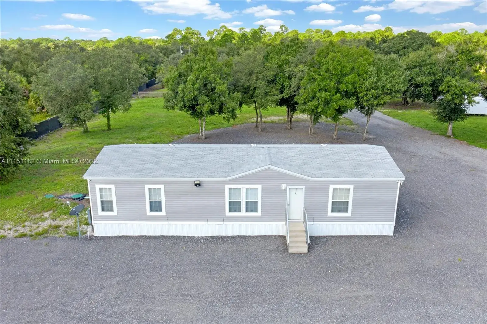 4 bedroom 4 bath Residential for sale at 820 S VERDA ST, Clewiston FL 33440