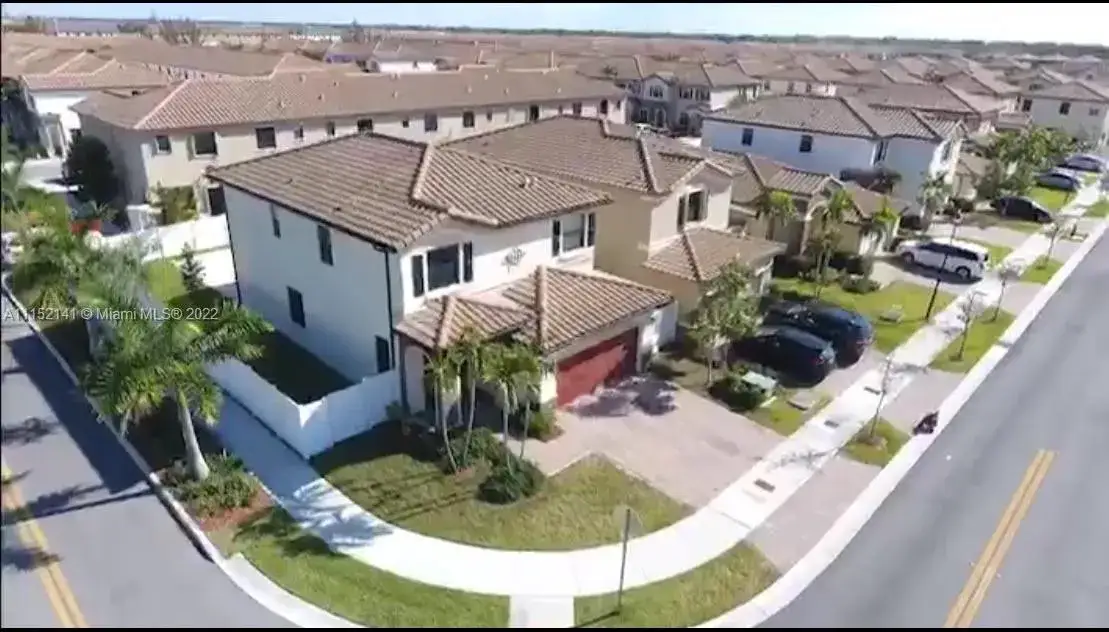 4 bedroom 3 bath Residential Lease for rent at 3533 W 88th St # 0, Hialeah FL 33018