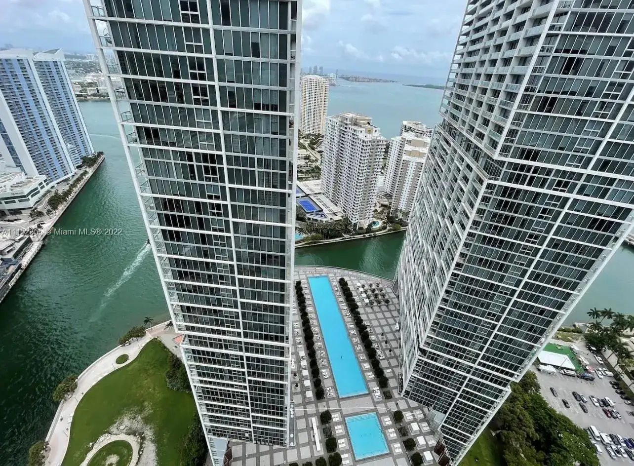 1 bedroom 1 bath Residential Lease for rent at 485 Brickell Ave # 4601, Miami FL 33131