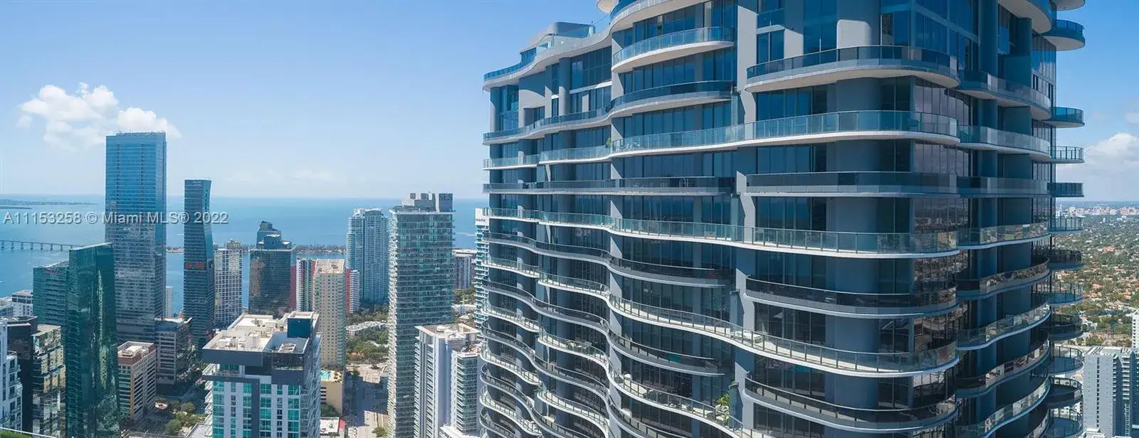 1 bedroom 1 bath Residential for sale at 1000 Brickell Plz # 4103, Miami FL 33131