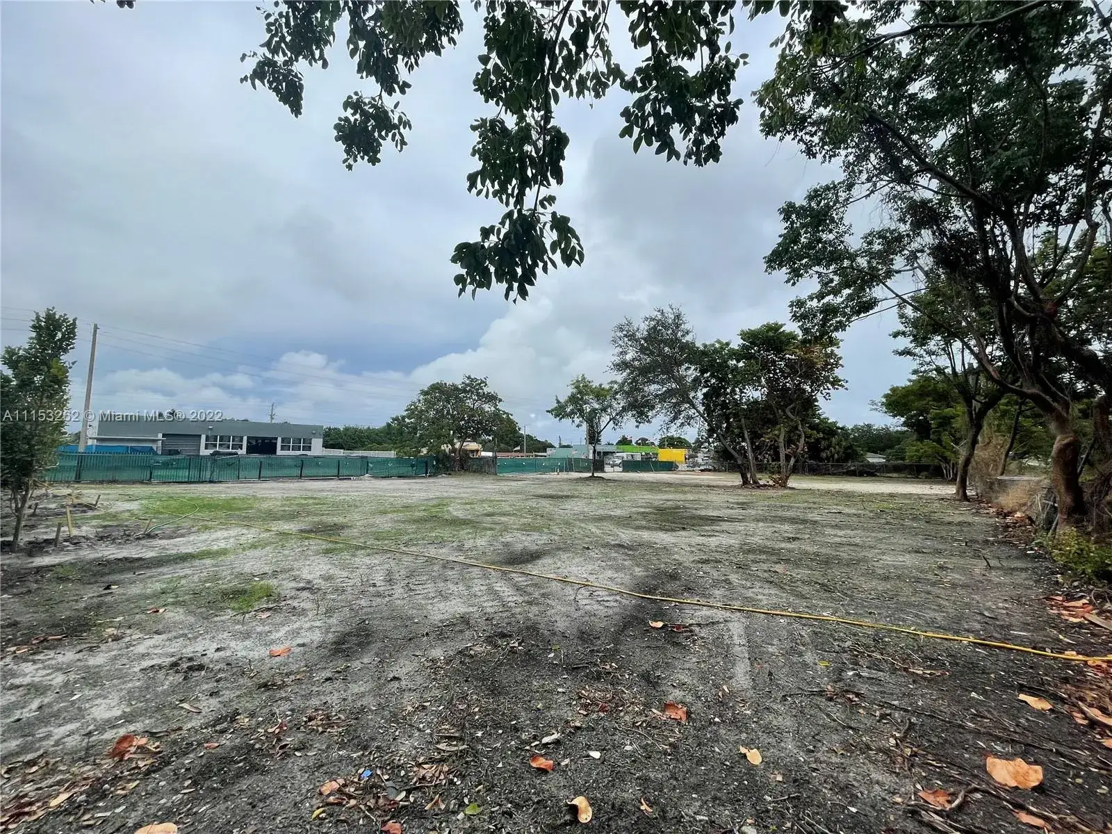 Commercial Land for sale at 525 W Pembroke Rd, Hallandale Beach FL 33009