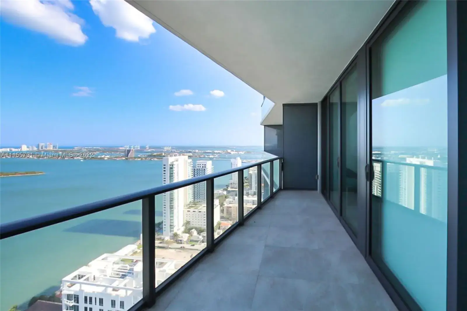 2 bedroom 2 bath Residential Lease for rent at 460 NE 28th St # 3703, Miami FL 33137