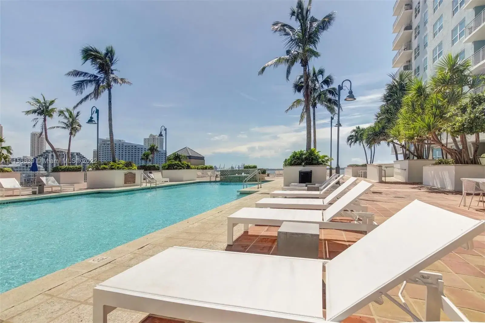 2 bedroom 2 bath Residential Lease for rent at 1111 Brickell Bay Dr # 201, Miami FL 33131