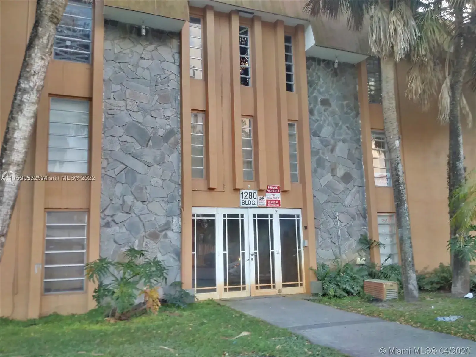 1 bedroom 1 bath Residential Lease for rent at 1280 W 54th St # 219B, Hialeah FL 33012