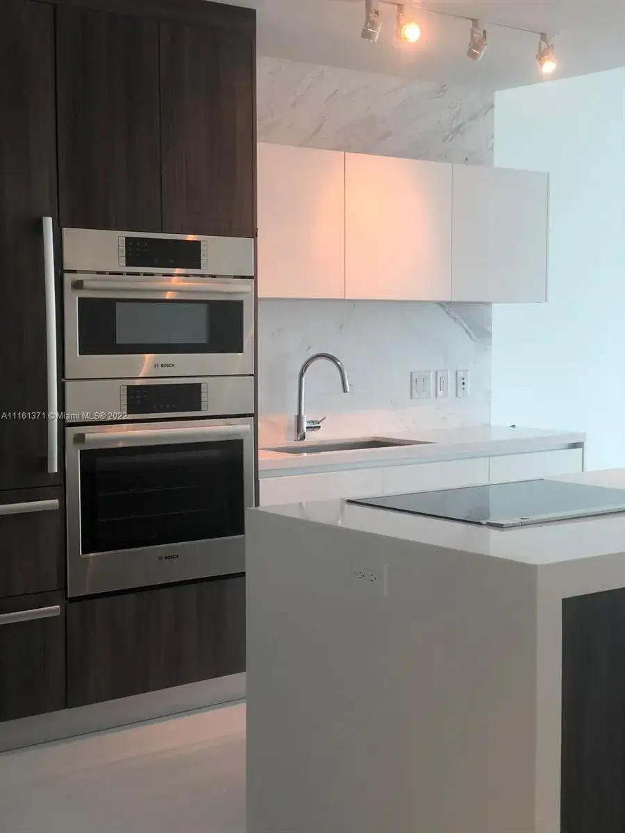 2 bedroom 3 bath Residential Lease for rent at 851 NE 1st Ave # 1508, Miami FL 33132