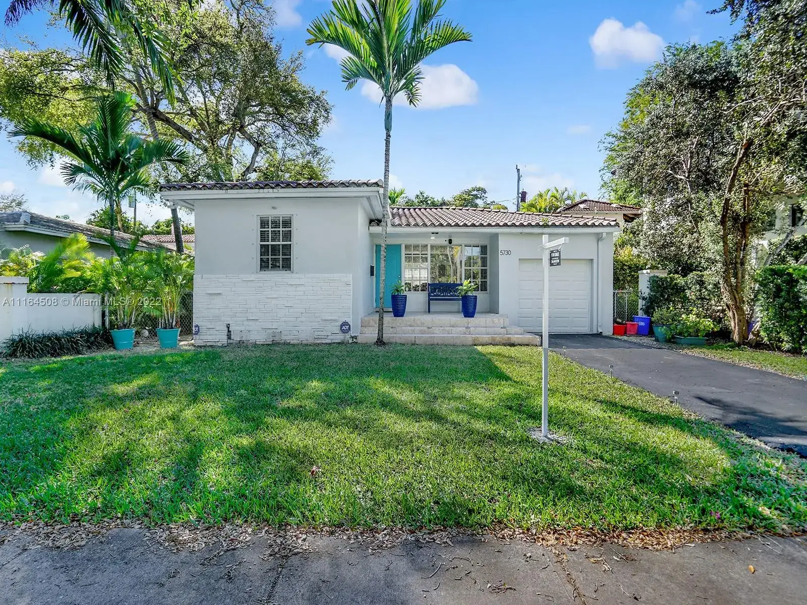 3 bedroom 2 bath Residential for sale at 5730 San Vicente St, Coral Gables FL 33146