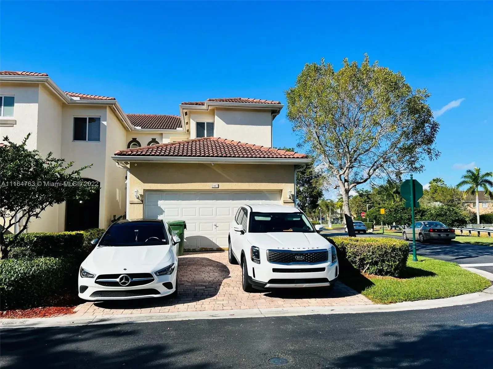 3 bedroom 2 bath Residential for sale at 2467 SE 19th St, Homestead FL 33035