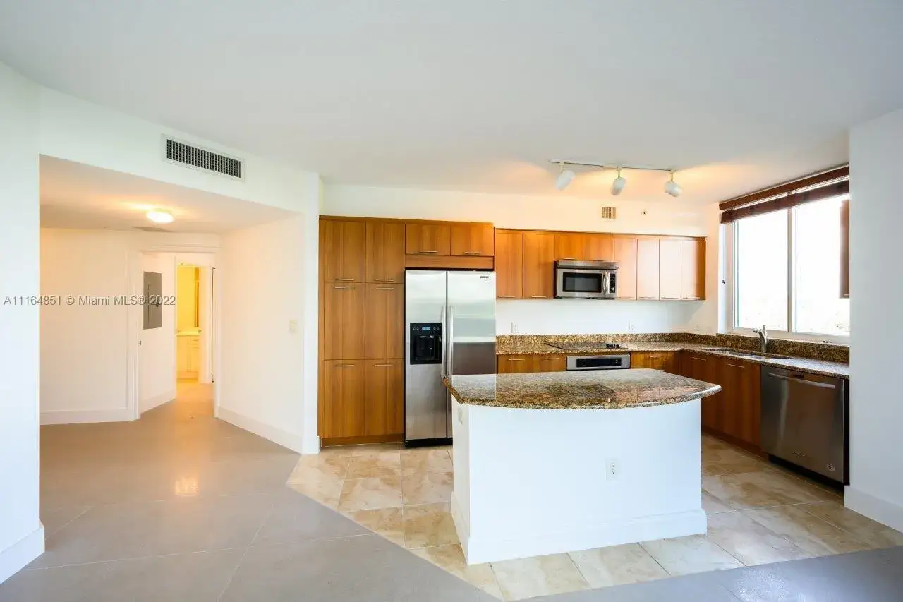 2 bedroom 2 bath Residential for sale at 510 NW 84th Ave # 409, Plantation FL 33324