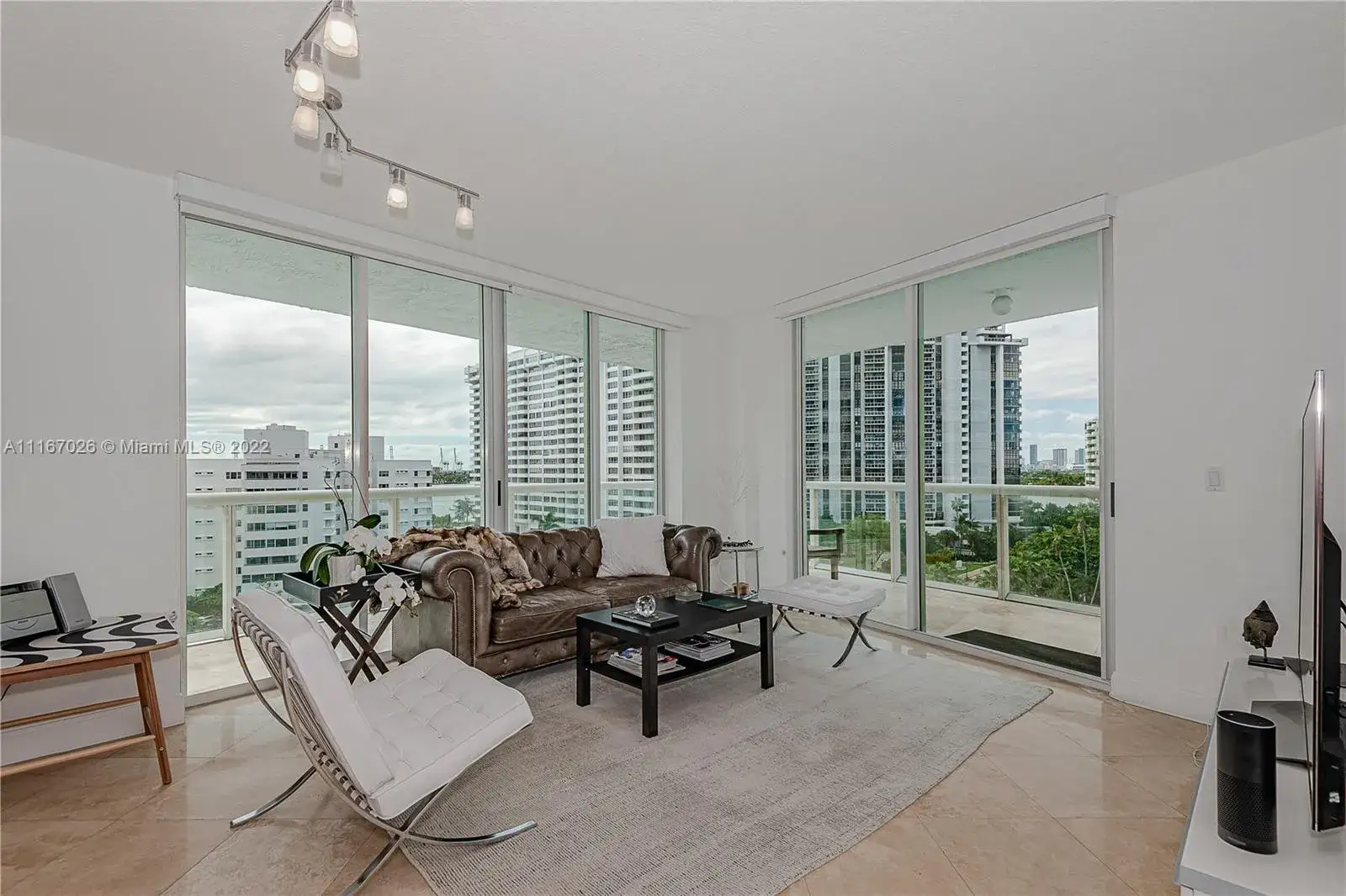 3 bedroom 3 bath Residential for sale at 10 Venetian Way, Miami Beach FL 33139