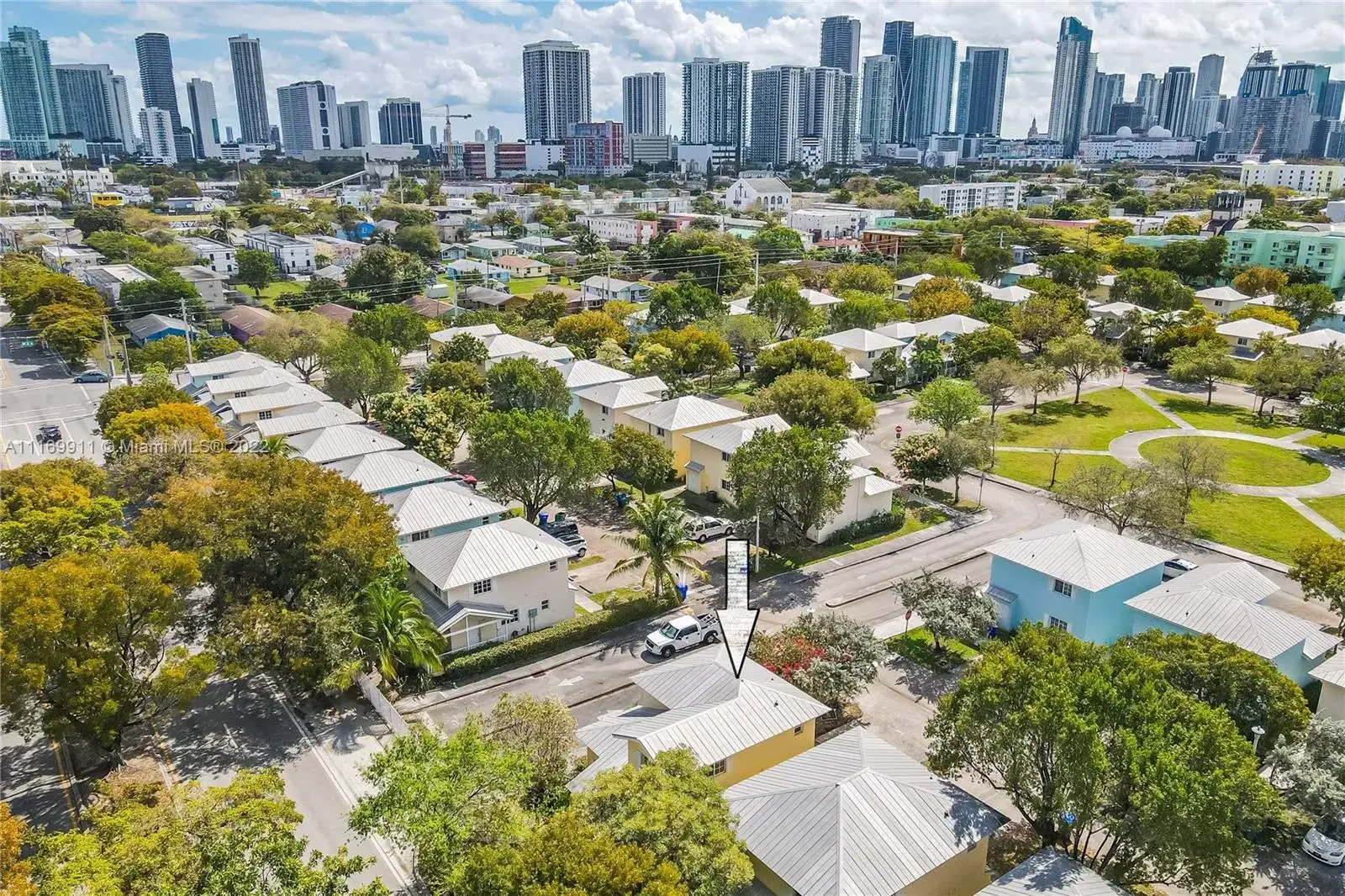3 bedroom 2 bath Residential for sale at 380 NW 20th St # 8, Miami FL 33127